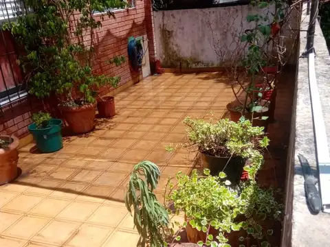 Depto Tipo Casa en Venta de 2 dormitorios