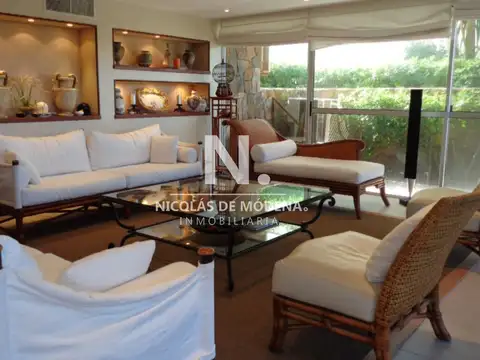 Departamento en Venta de 5 ambientes