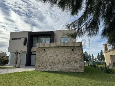 el deslinde , Piso 0