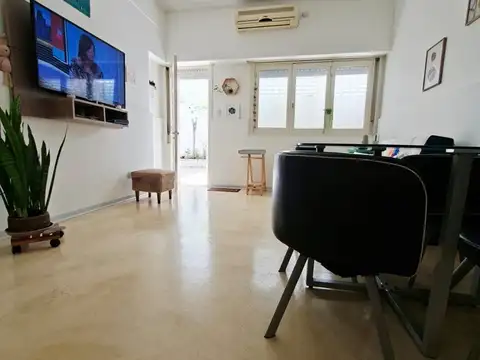 Hermoso 2 ambientes en Caballito de 50 Mts con patio