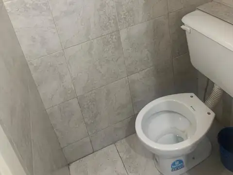 Local en Alquiler en Lanus Oeste, $ 350.000