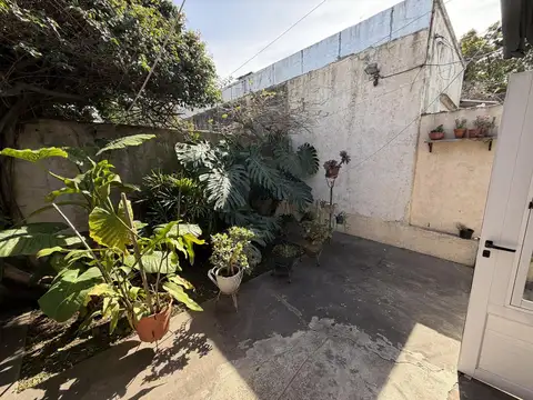 Local en Alquiler en Monserrat, $ 800.000