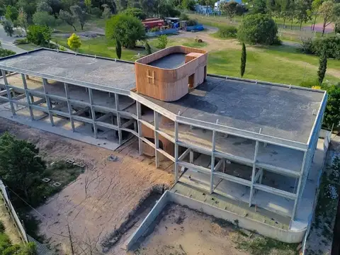 OFICINA EN VENTA NUEVALLENDE 63 M2 POZO FINANCIADO