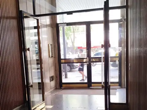 Av. Santa Fe al 1900