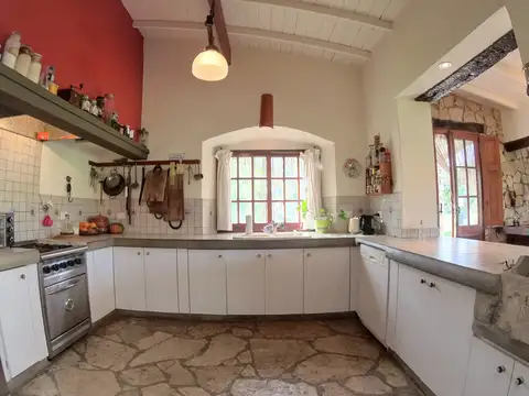 Quinta en Venta en 20 De Junio, USD 135.000