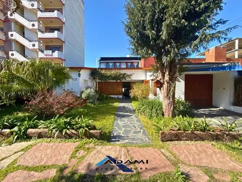 Avenida 2 800