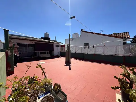 Depto Tipo Casa en Venta en Santos Lugares, USD 190.000
