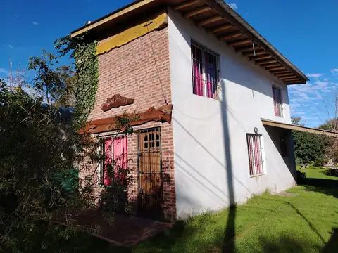 Venta casa 3 ambientes patio parrilla Santa Clara