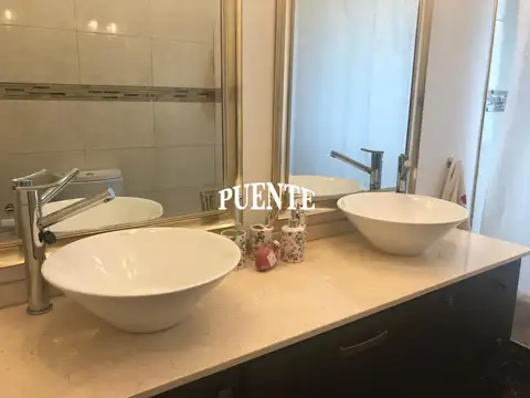 Casa 6 ambientes con 3 baños