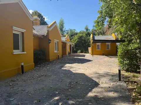 Casa 6 ambientes con 2 baños