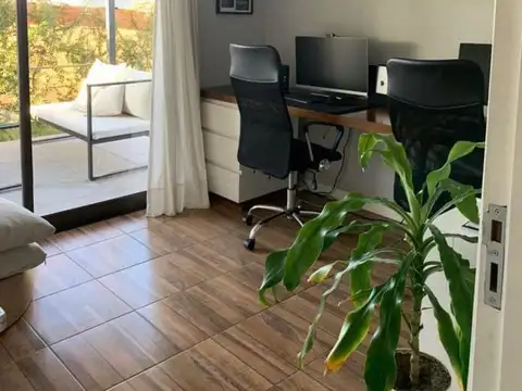 Casa en Alquiler en Russell, USD 1.250