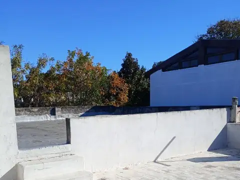Depto Tipo Casa en Venta 40 años