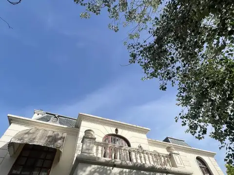 Casa en Alquiler en Septiembre, USD 3.300