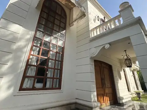 Casa en Alquiler de 3 dormitorios