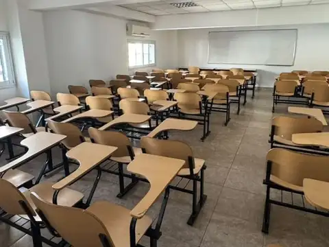 Edificio corporativo e institucional 520m2
