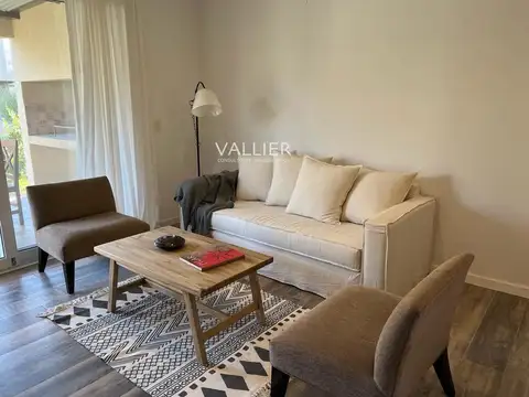 Casa 3 ambientes con 2 baños