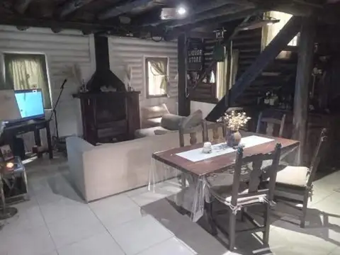 Casa en Venta con 1 cochera