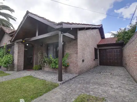 VENTA CASA 6 AMBIENTES RAMOS MEJIA APTO CREDITO
