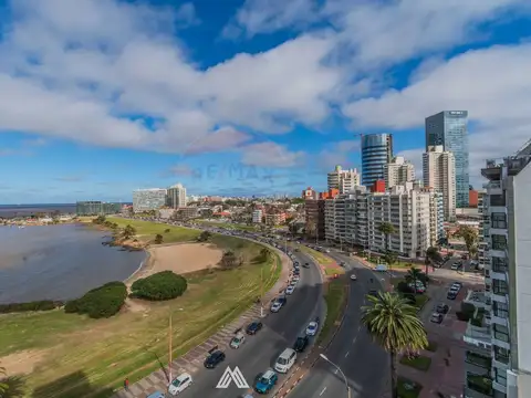 Departamento 5 ambientes con 4 baños