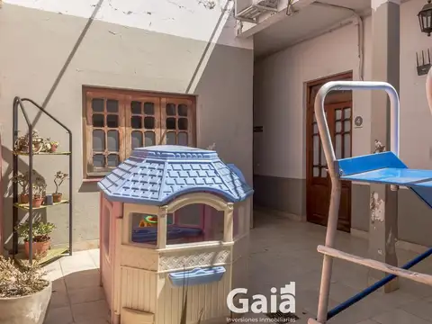 PROPIEDAD COMERCIAL EN VENTA  SAN LUIS AL 700