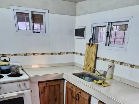 Casa en venta - 4 Dormitorios 2 Baños - 3.300Mts2 - Alejandro Korn, San VicenteA