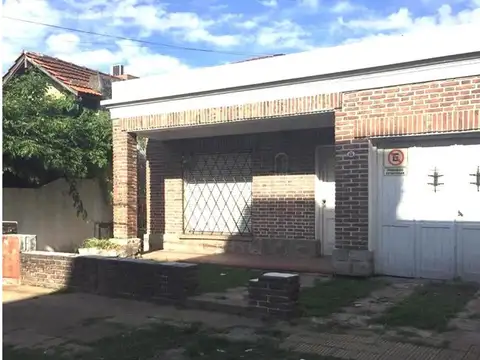 Casa en Venta en Castelar Sur, USD 500.000