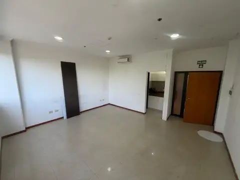 Oficina en Alquiler 16 años