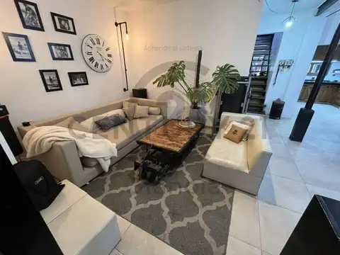 Venta Casa 4 Ambientes con Gran Jardín en Ing Adolfo Sourdeaux