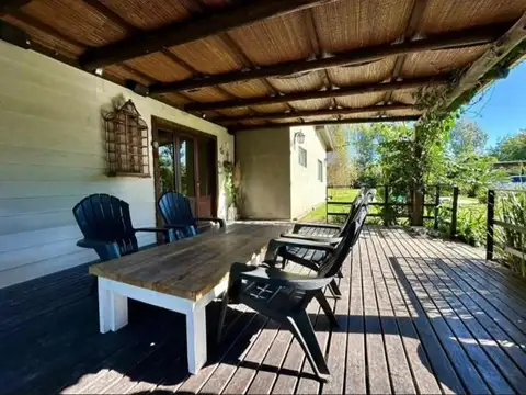 Casa 4 ambientes con 3 baños