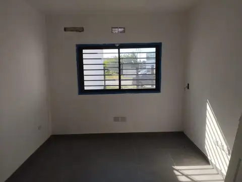 Departamento en Alquiler en Castelar Norte, $ 400.000