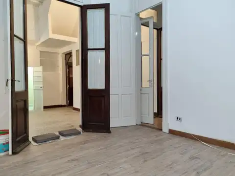 Depto Tipo Casa en Venta en Villa Pueyrredon, USD 155.000