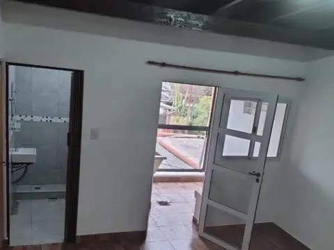Departamento en Alquiler en Jose Marmol, $ 390.000