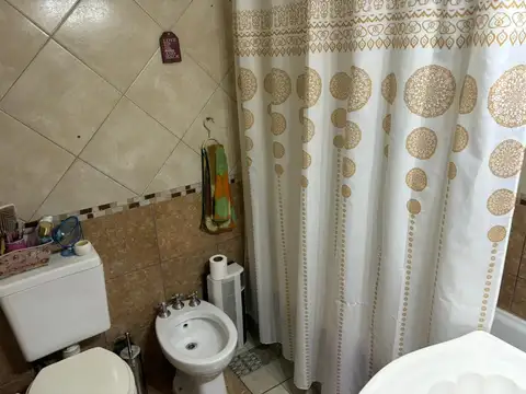 Casa tipo PH al frente