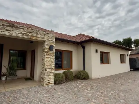 Casa en Venta de 3 dormitorios