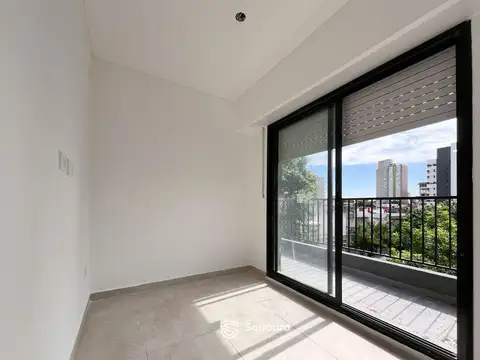 VENTA - Departamento 1 dormitorio con balcón al frente - Echesortu, Rosario.