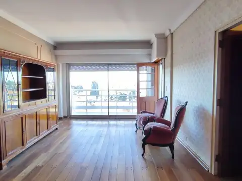 Departamento en Venta de 5 ambientes