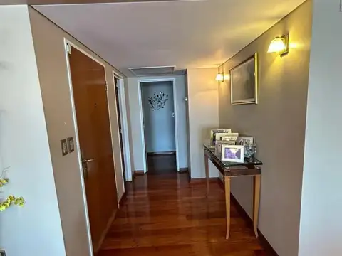 Departamento en Venta en Parque Rivadavia, USD 680.000