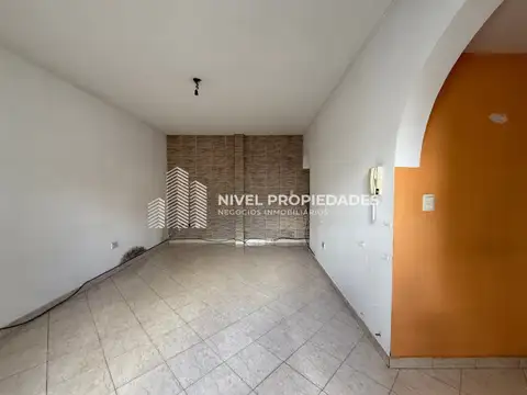 Depto Tipo Casa en Venta de 2 ambientes