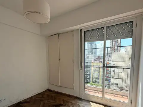 Excelente oportunidad, ideal inversor - departamento en venta de 3 ambientes en el barrio de San Cristóbal.