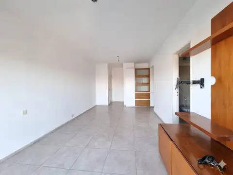 Venezuela 3100, Piso 5