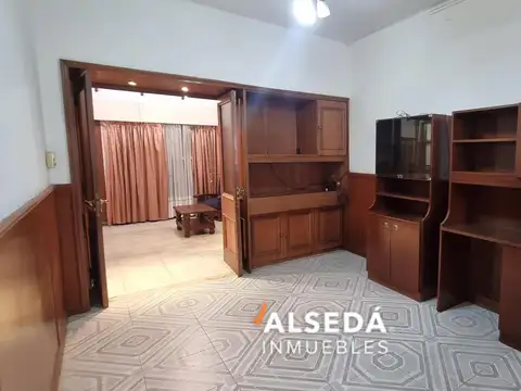 Casa 1 dormitorio c/ patio y parrillero