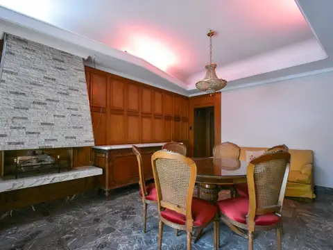 Depto Tipo Casa en Venta de 7 ambientes