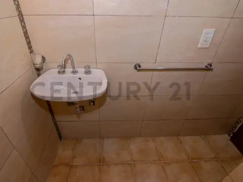 Departamento en Venta en Villa Luzuriaga, USD 59.900