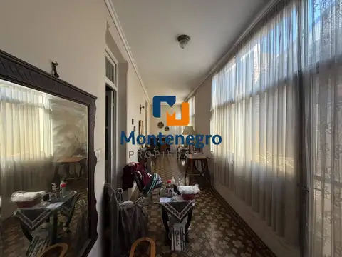 Local comercial con vivienda en San Andrés