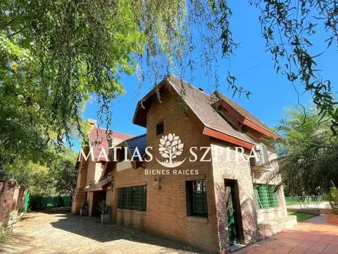 Depto Tipo Casa 5 ambientes con 4 baños