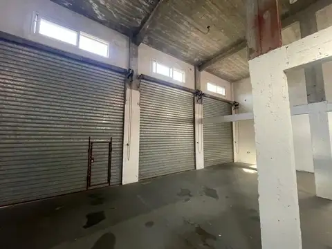 GALPÓN/ LOCALES  + DPTO EN VENTA | ITUZAINGÓ