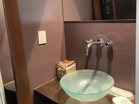 Depto Tipo Casa 4 ambientes con 3 baños