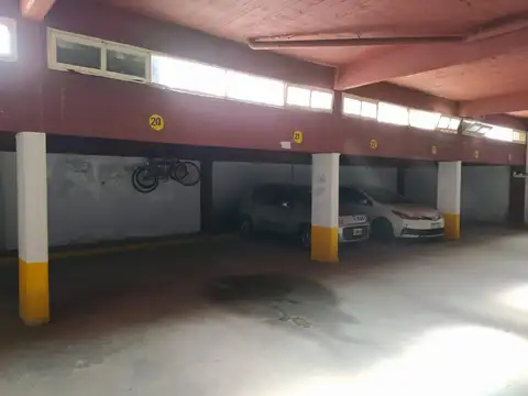 Cochera en Venta Cubierta