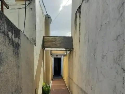 36 e/ 24 y 25  al 1400