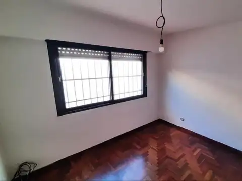Depto Tipo Casa en Alquiler de Monoambiente